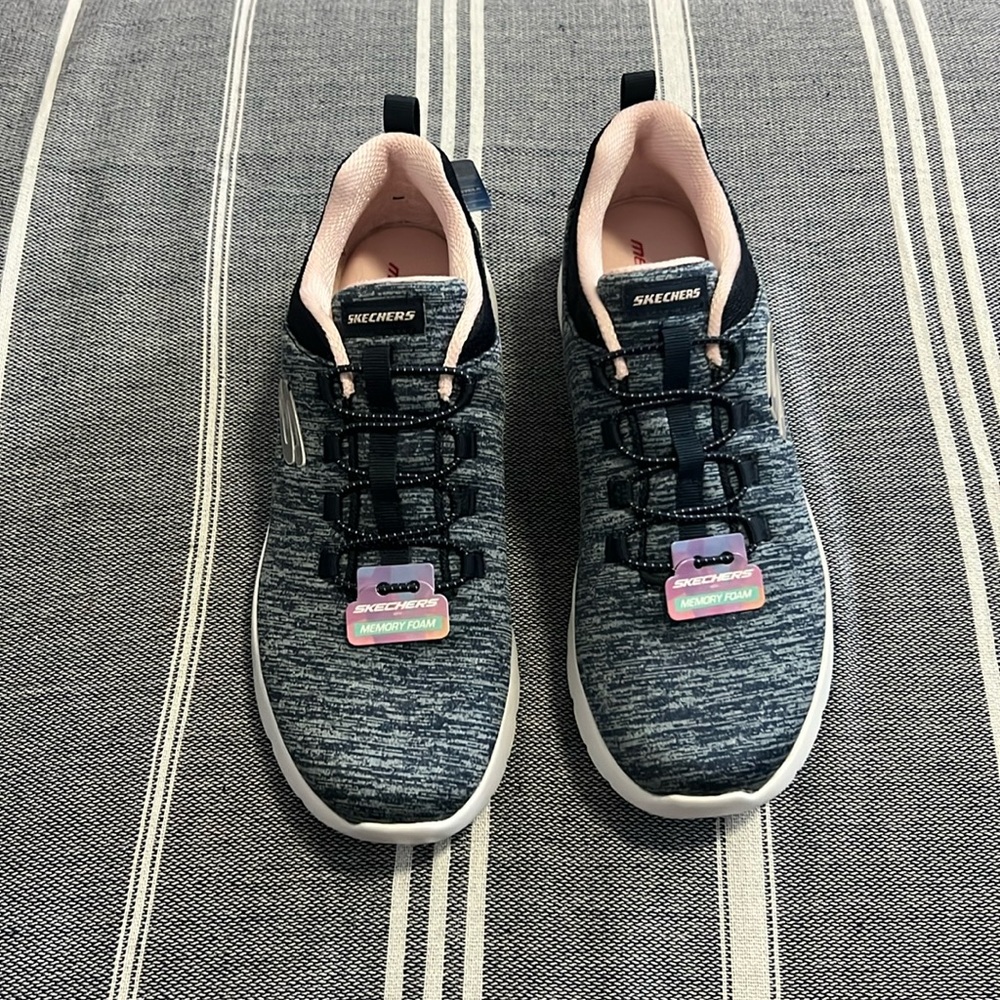 Skechers Women's Dynamight 2.0 - In a Flash, Navy/Pink
